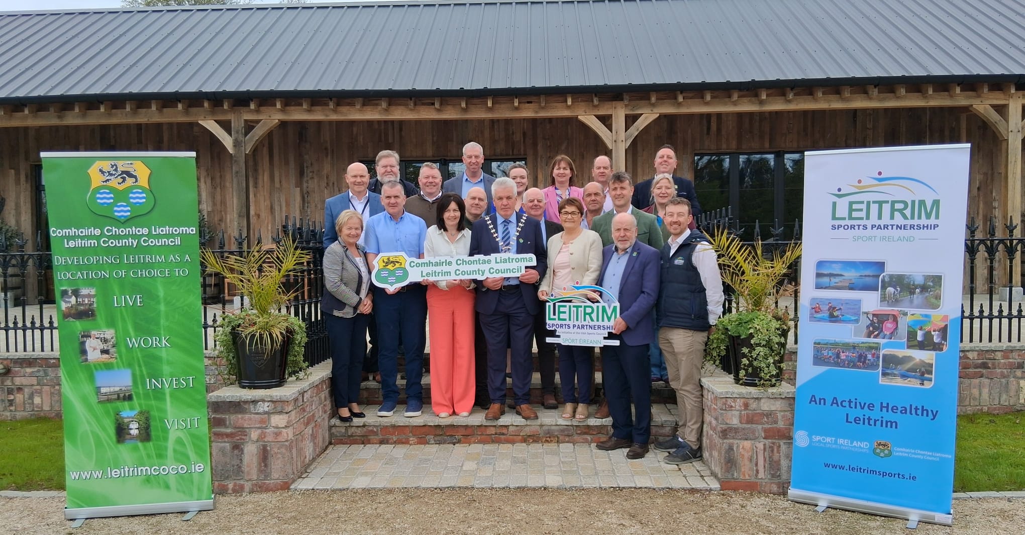 Councillors-and-banners-Sports-Bursary-2026