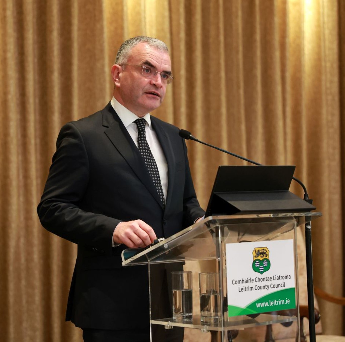 Minister-Pic