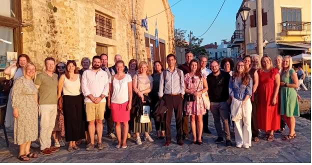 Group-Attend-kick-off-meeting